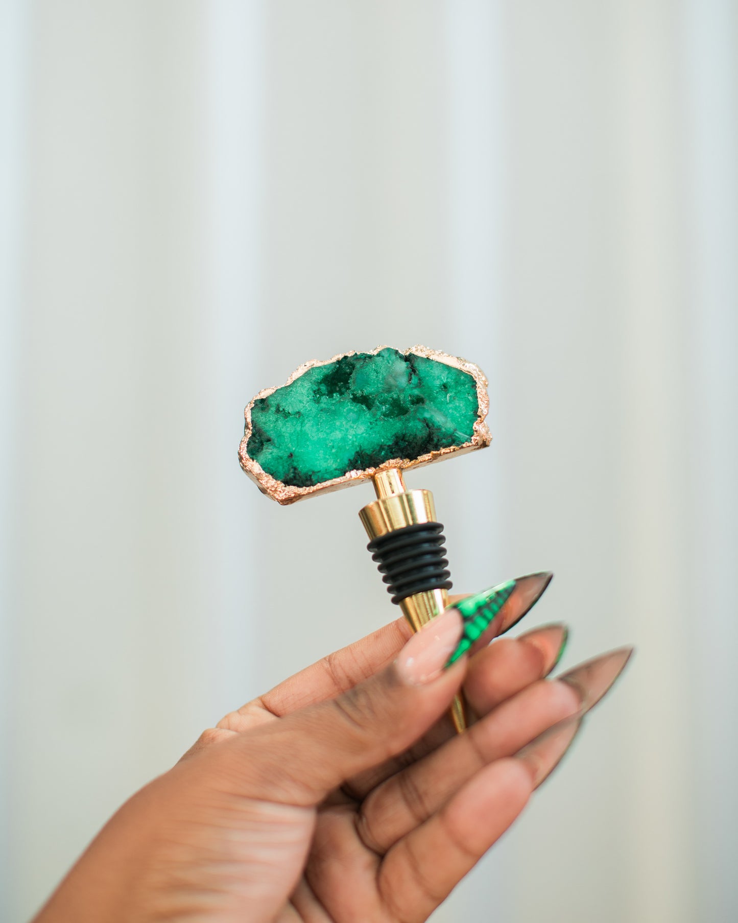 The Sauvignon - Wine Stopper