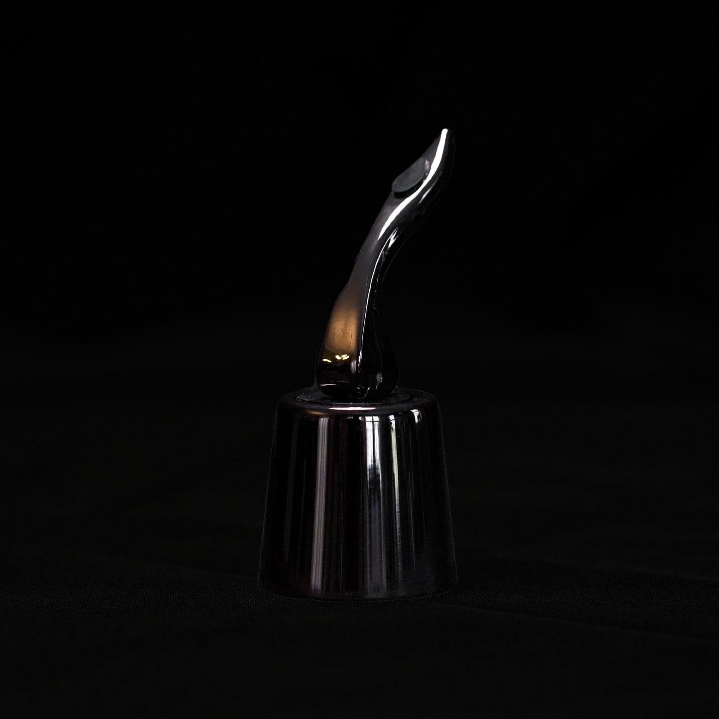 The Pinot - Wine Stopper